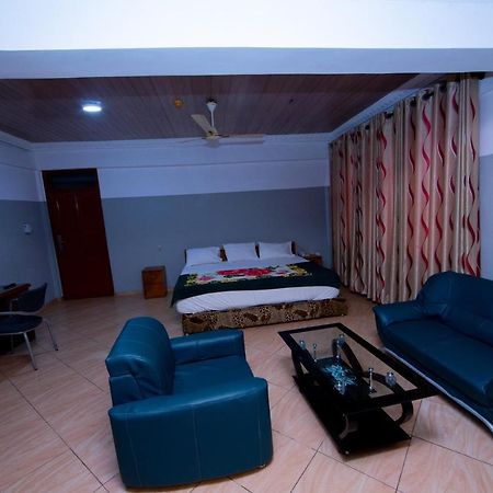 Pemicsa Hotel Accra Spintex Extérieur photo
