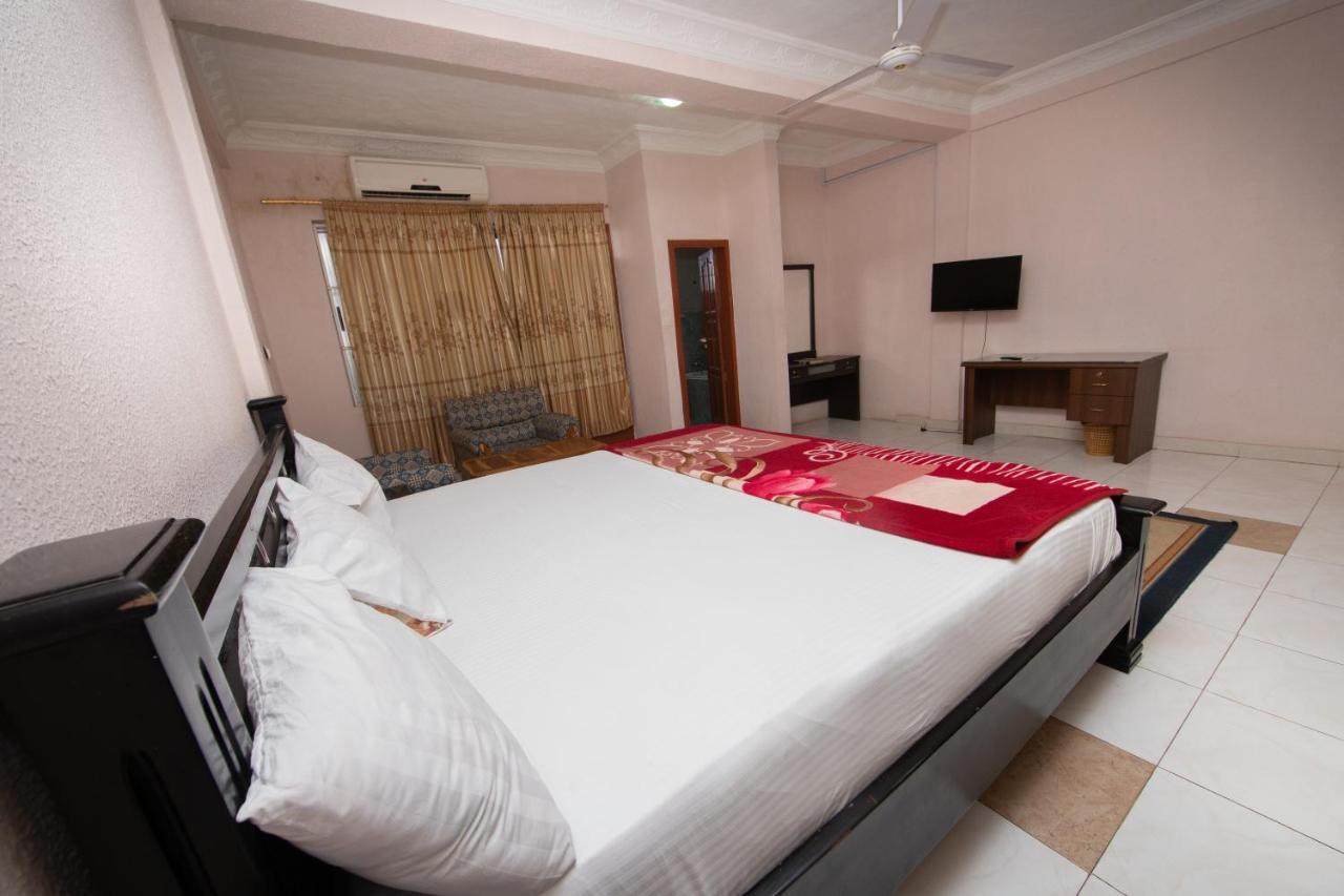 Pemicsa Hotel Accra Spintex Extérieur photo