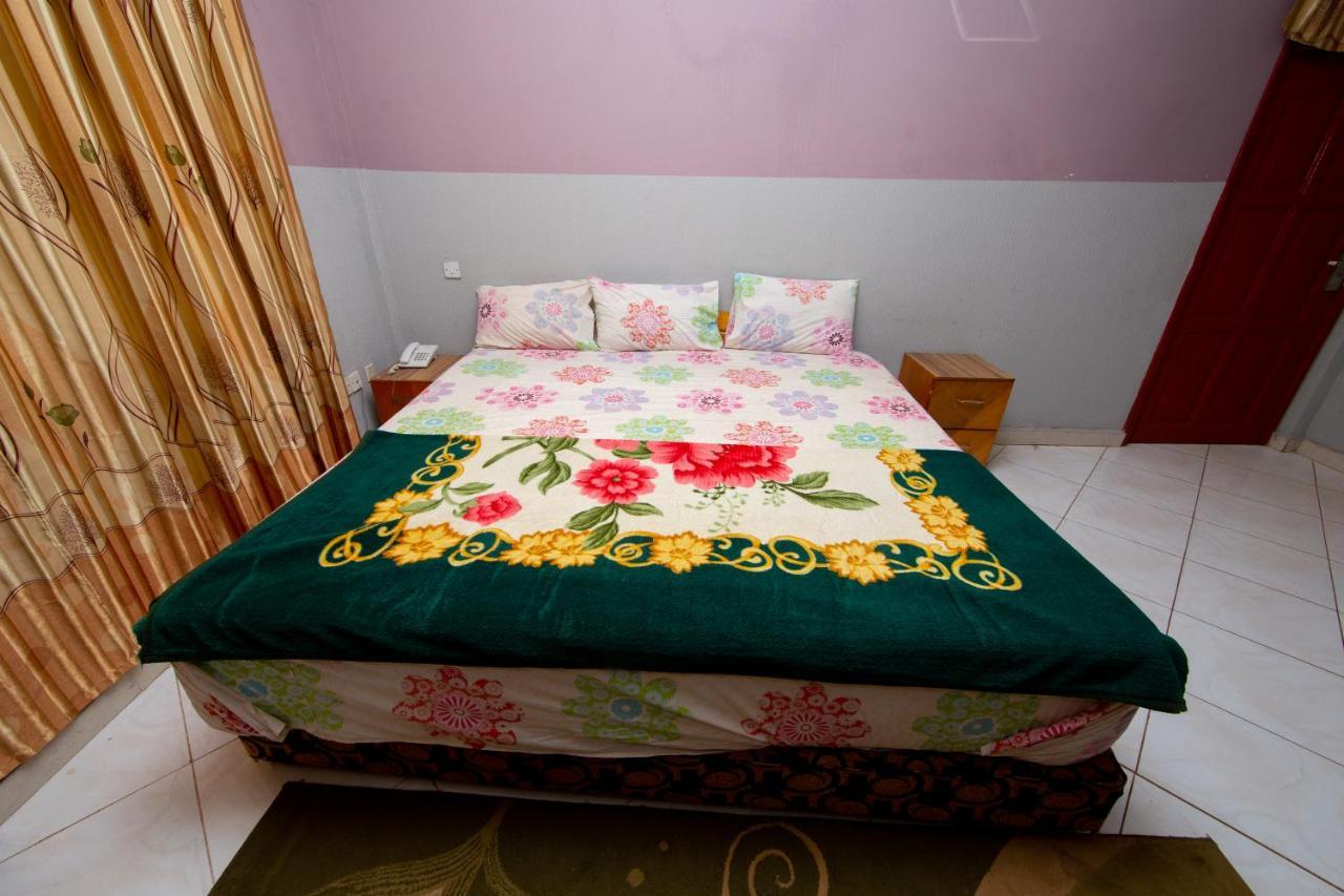 Pemicsa Hotel Accra Spintex Extérieur photo