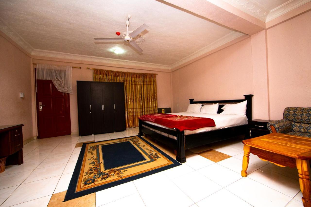 Pemicsa Hotel Accra Spintex Extérieur photo
