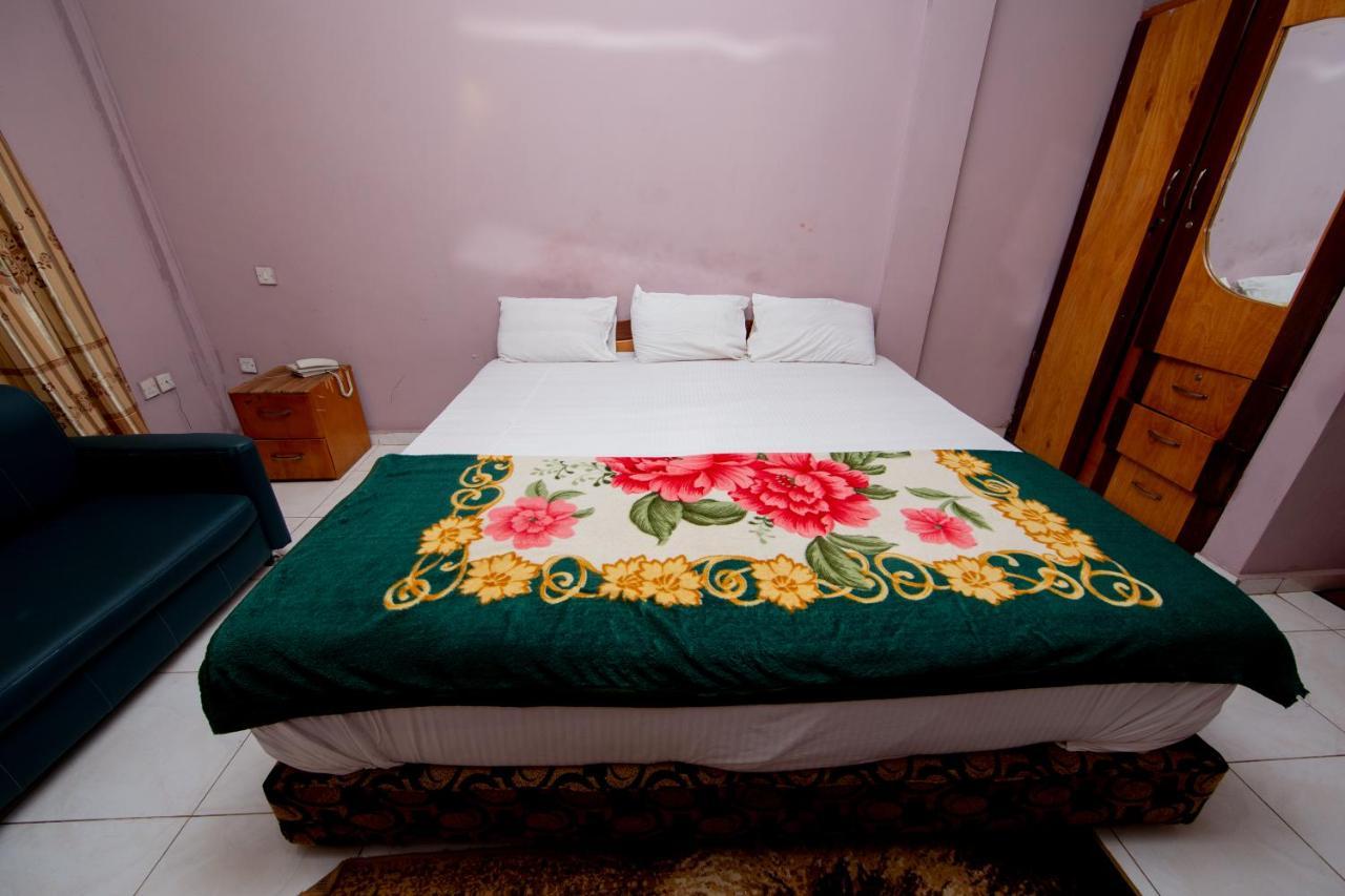 Pemicsa Hotel Accra Spintex Extérieur photo