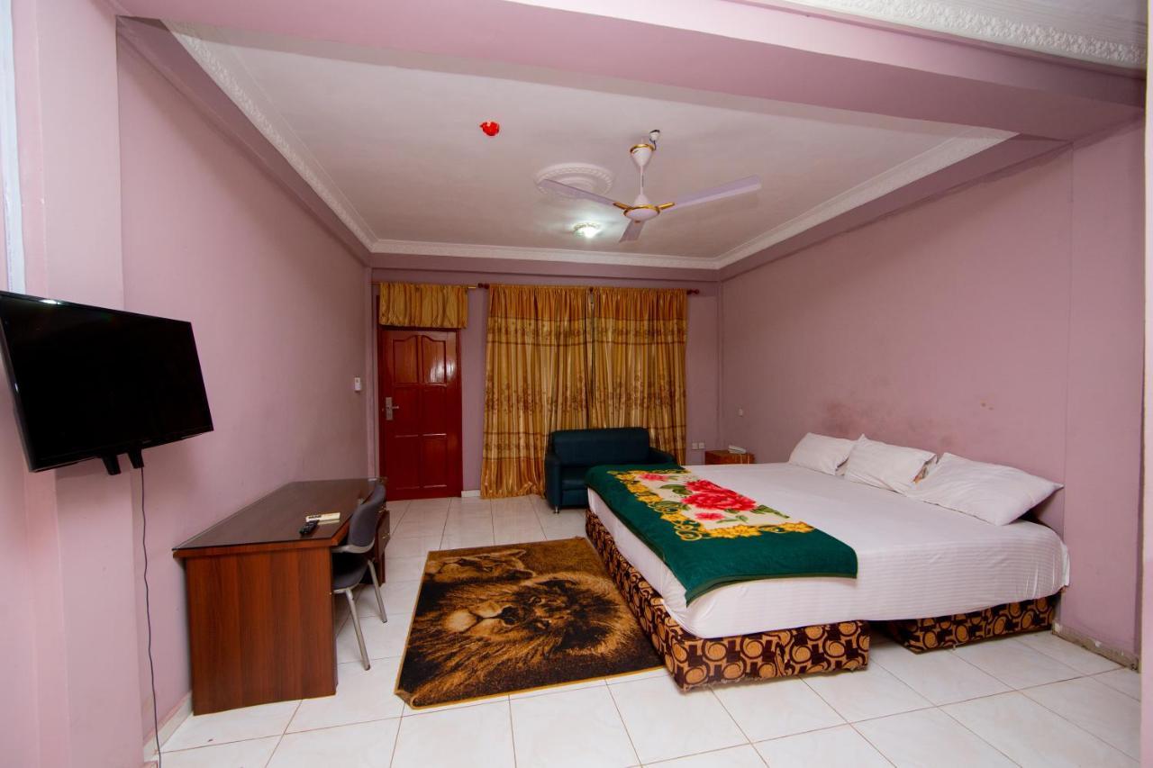 Pemicsa Hotel Accra Spintex Extérieur photo