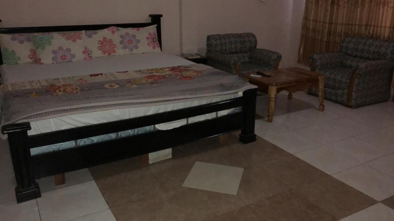 Pemicsa Hotel Accra Spintex Extérieur photo