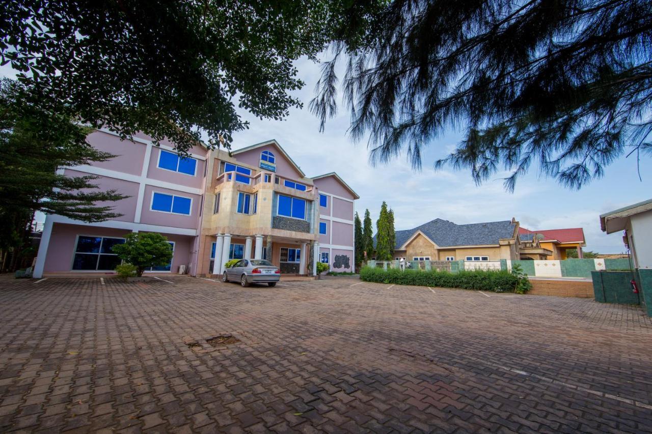 Pemicsa Hotel Accra Spintex Extérieur photo
