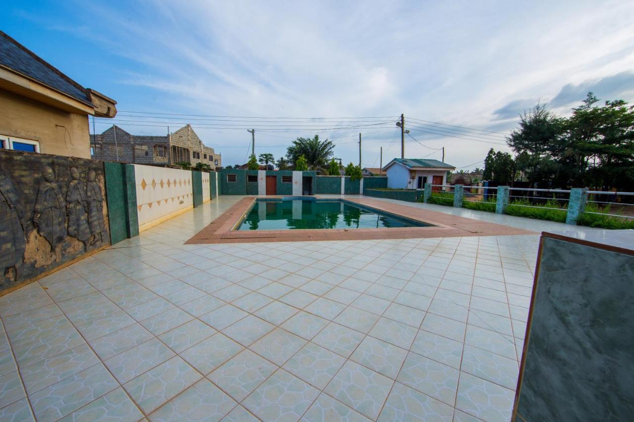 Pemicsa Hotel Accra Spintex Extérieur photo