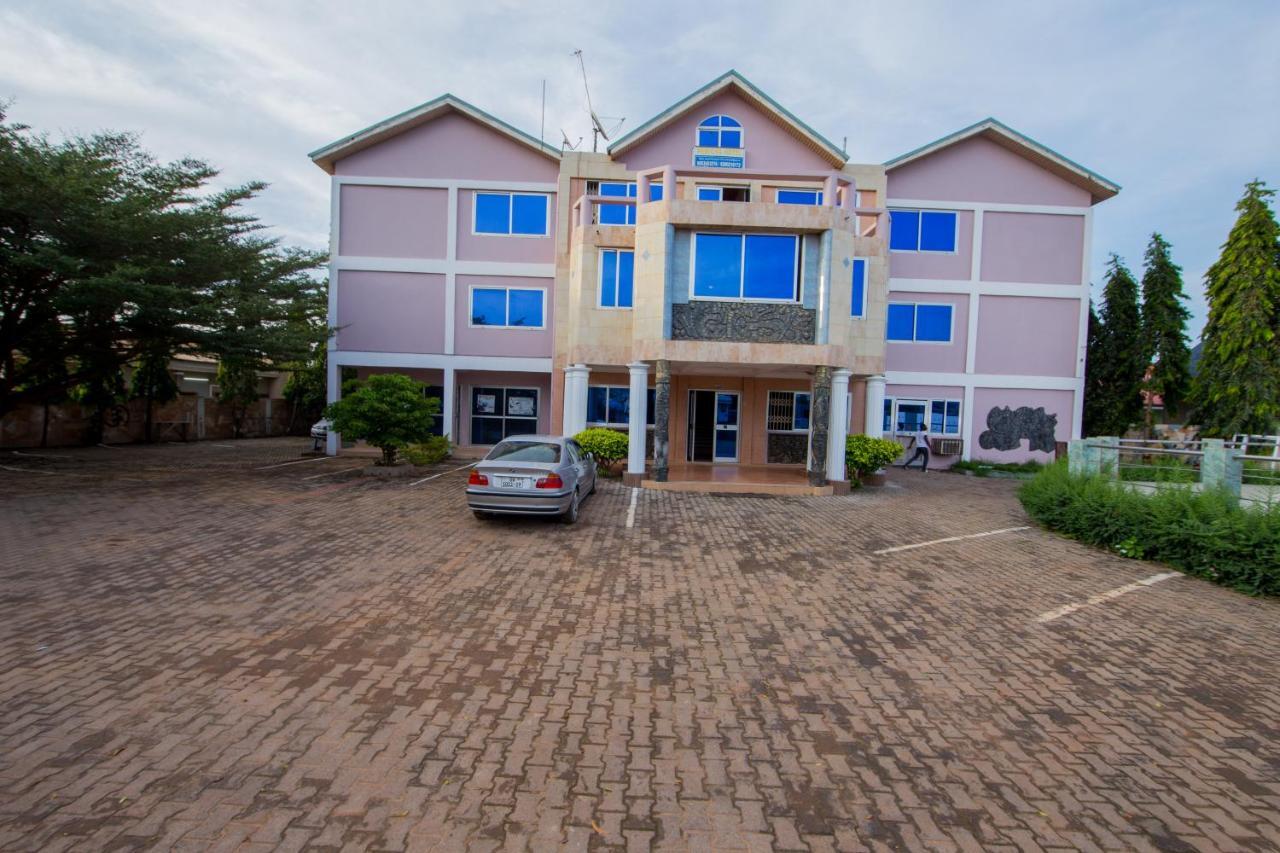 Pemicsa Hotel Accra Spintex Extérieur photo